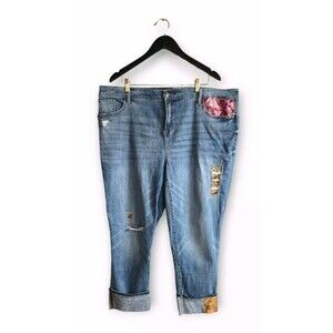 Chicos  Girlfriend Ankle Jeans So Slimming Floral Embroidered Cuffed Hem Size 4R